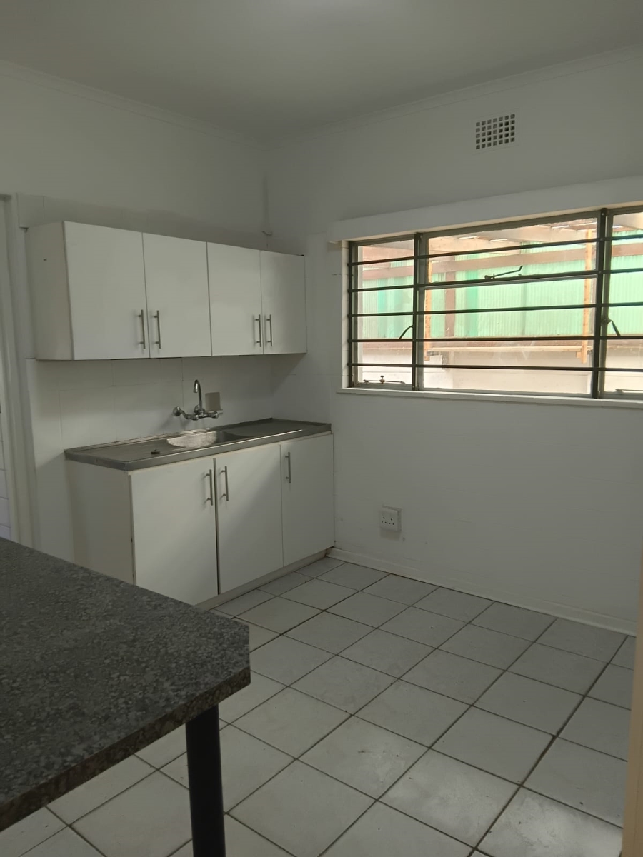 To Let 3 Bedroom Property for Rent in Heathfield Western Cape